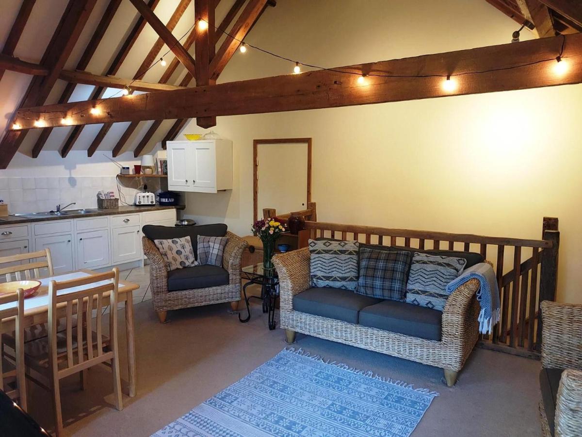 Camps Heath Barn Holiday home *