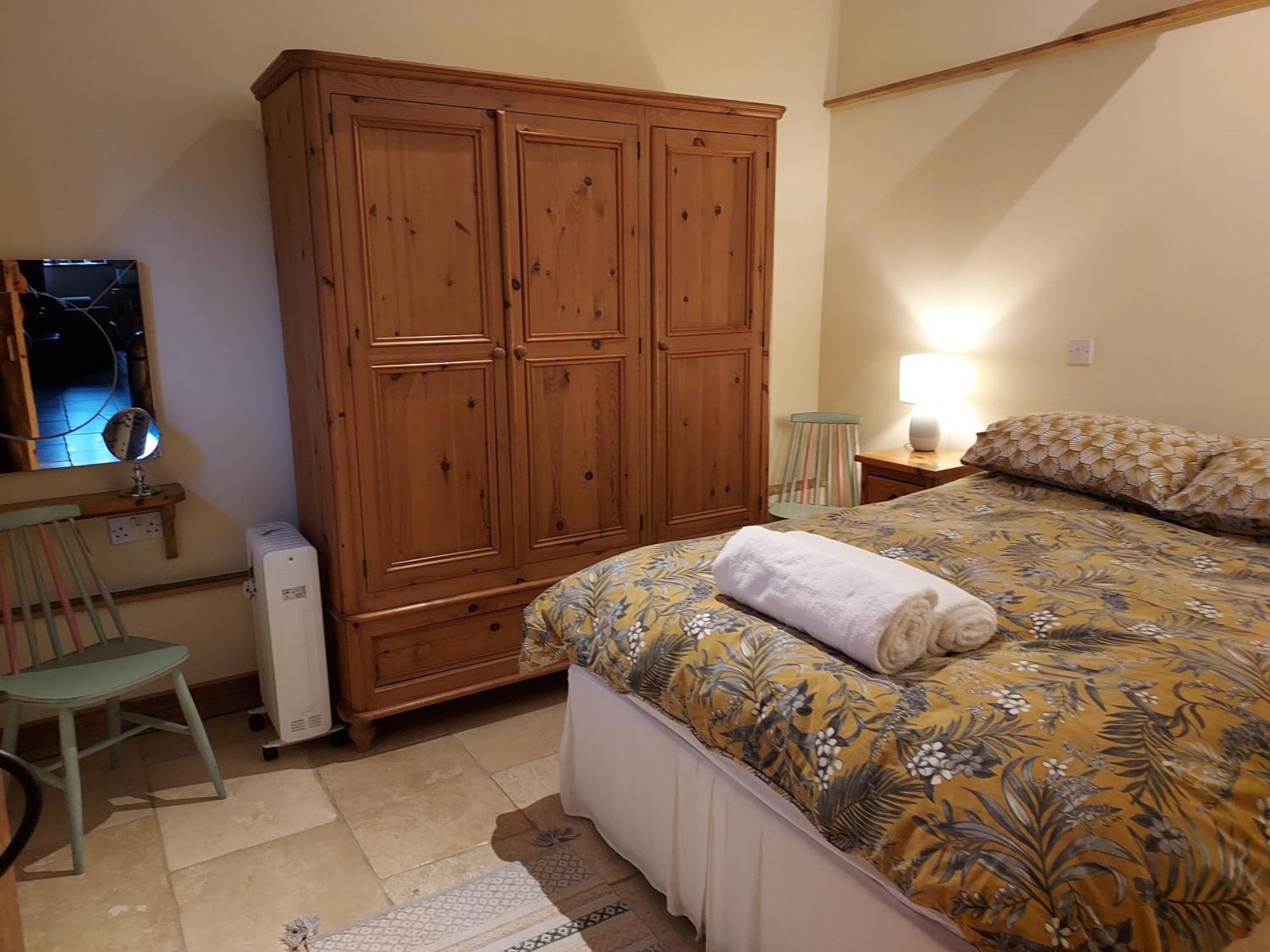 Holiday home Camps Heath Barn *
