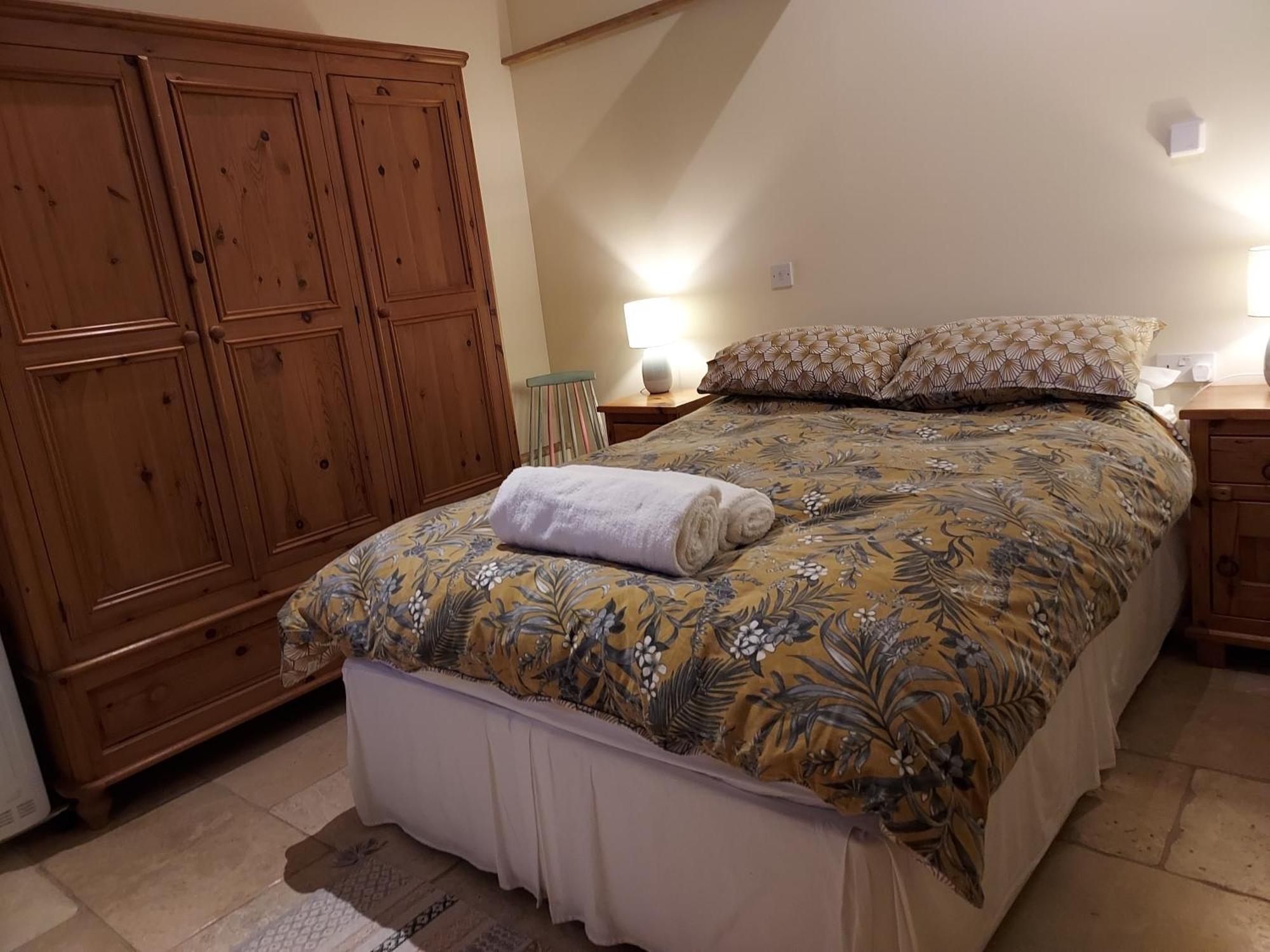 Holiday home Camps Heath Barn *